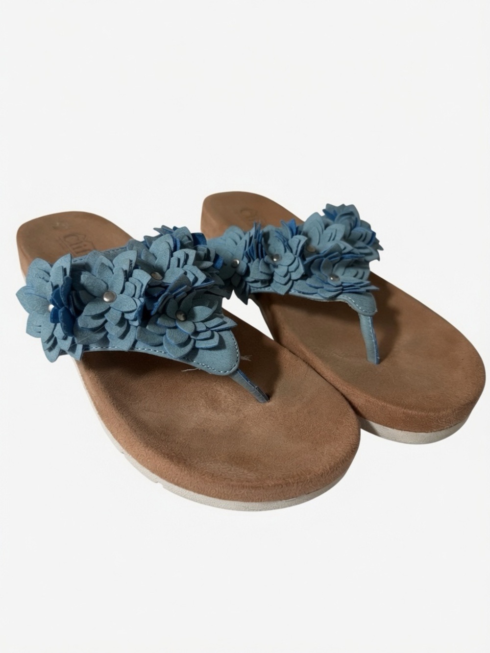 Cliffs by WHITE MOUNTAIN Blue Floral Thong Sandals